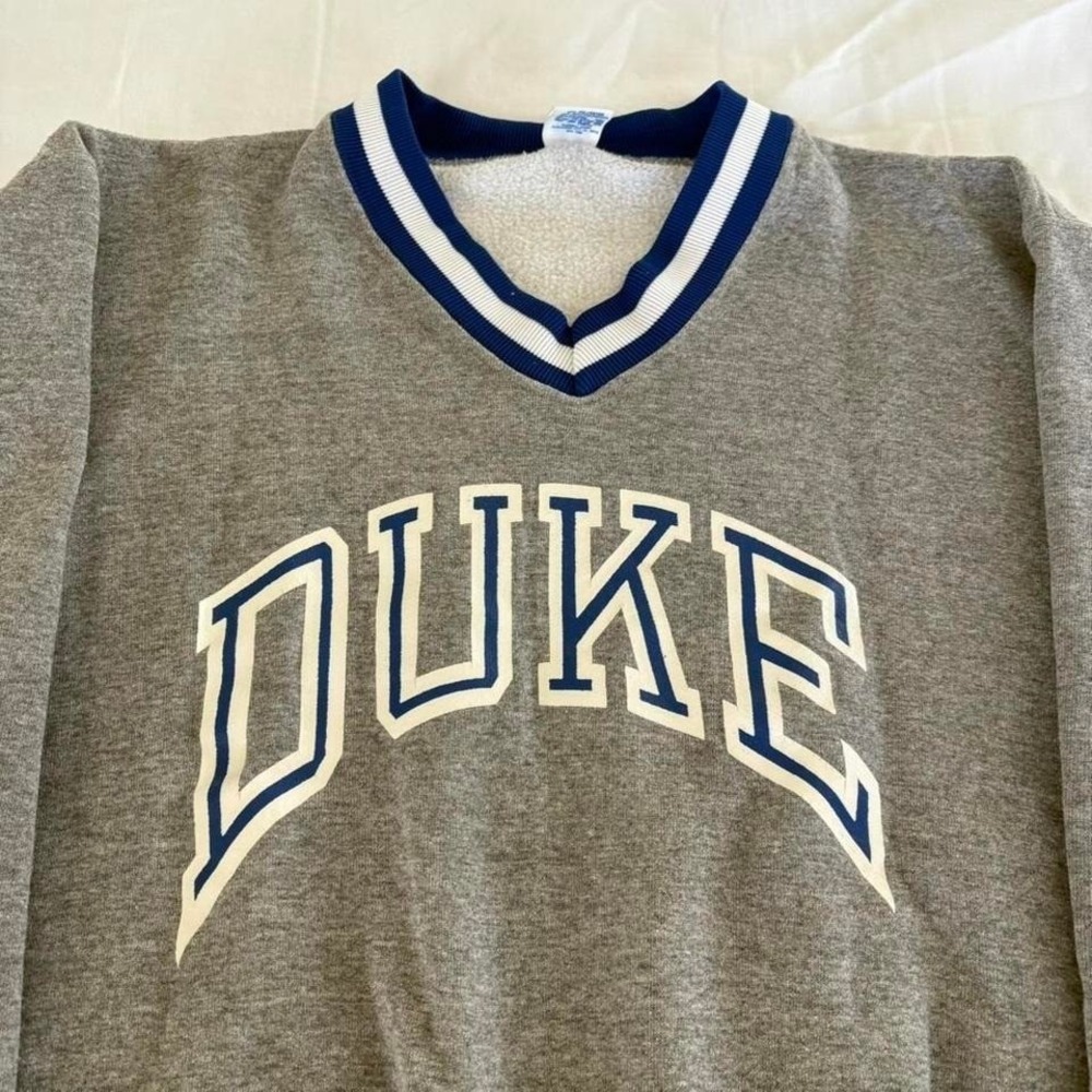90s Russell Athletic Duke University V-neck Crewneck Sweatshirt in grey - Picture 2 of 6